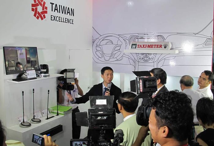 2014緬甸國際電機電子暨電力設備展-BXB會議系統展出報導