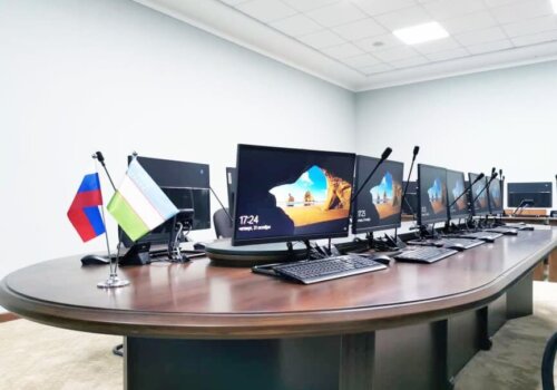 烏茲別克普列漢諾夫俄羅斯經濟大學分校導入 BXB 視訊會議系統